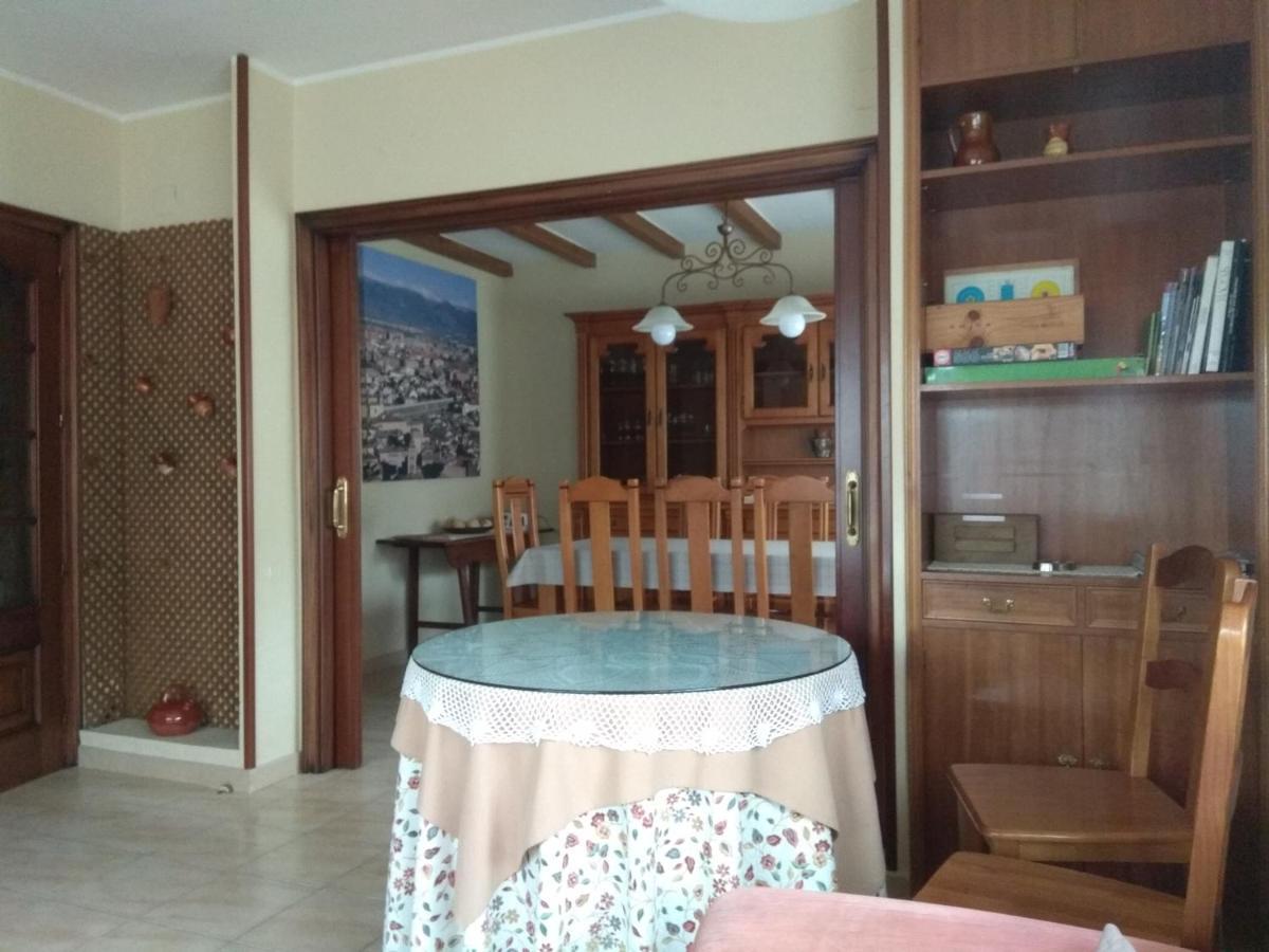 Casa Rural Las Tuyas En Segovia Palazuelos de Eresma Dış mekan fotoğraf