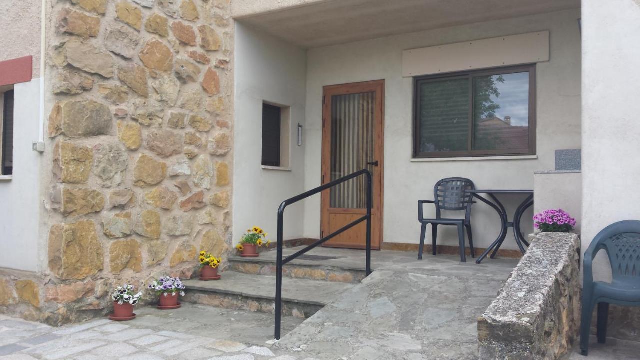 Casa Rural Las Tuyas En Segovia Palazuelos de Eresma Dış mekan fotoğraf